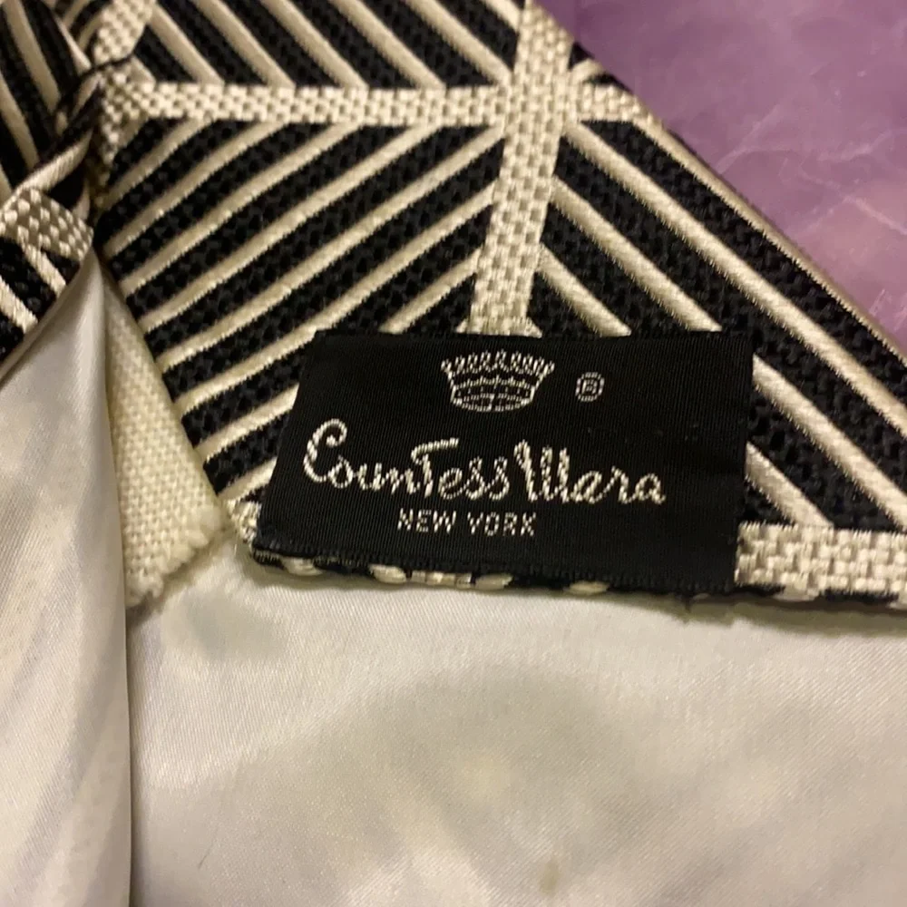 3/$20.  CONTESS Wara Tie Office Career